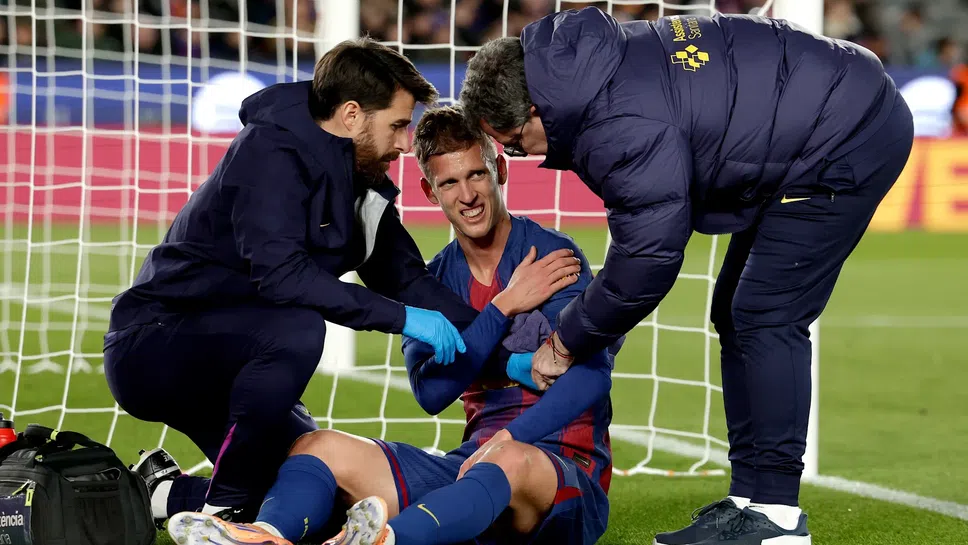 Старши треньорът на Барселона Ханзи Флик изглежда няма да може