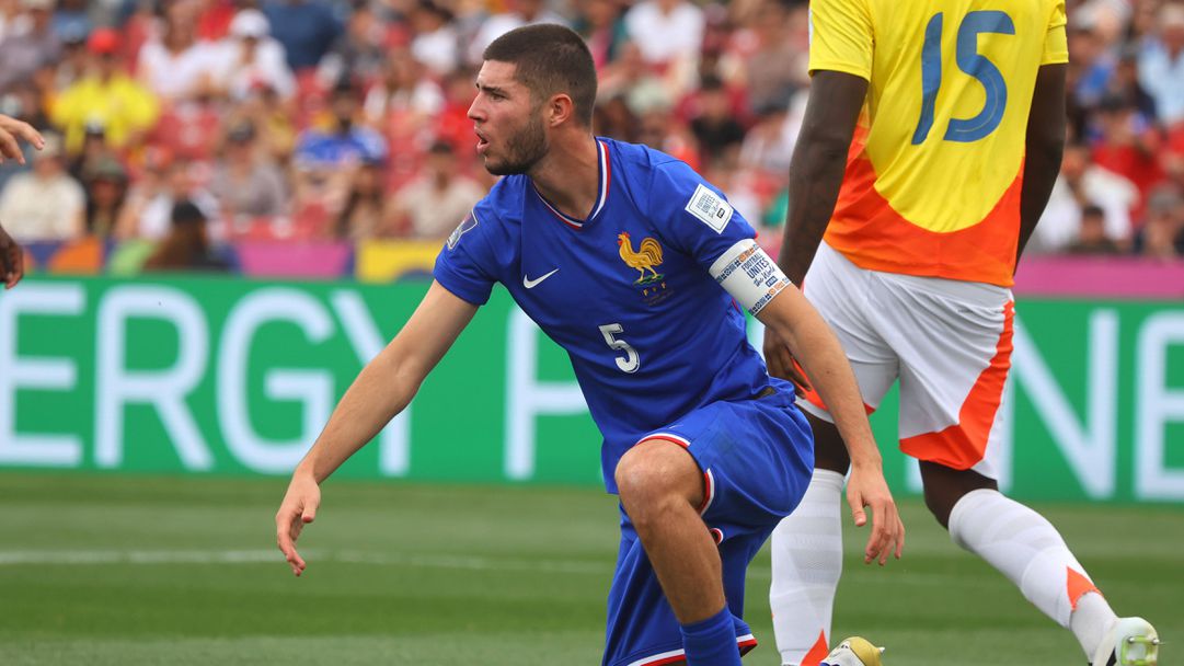 И вторият син на Зинедин Зидан може да заиграе за националния отбор на Алжир