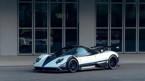 Зак Браун трябва да купи на Ландо Норис Pagani Zonda за титлата?