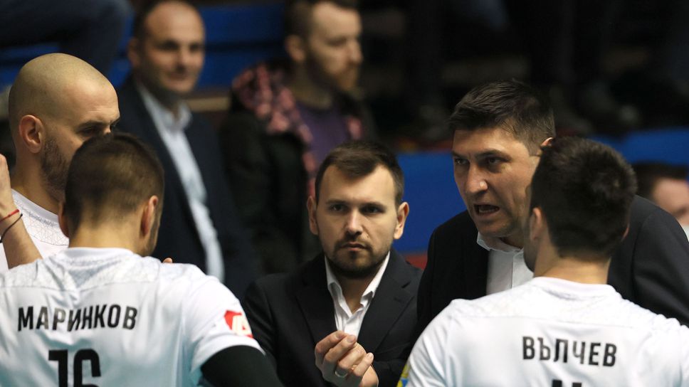 Дея спорт обяви помощниците на Венци Симеонов