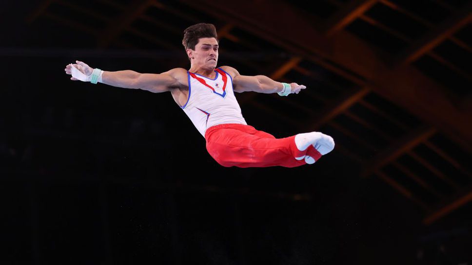 Олимпийски шампион по спортна гимнастика иска да прекарва повече време със семейството си