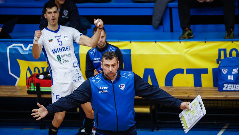 Волейболният отбор на Левски надигра като гост Монтана с 3:1