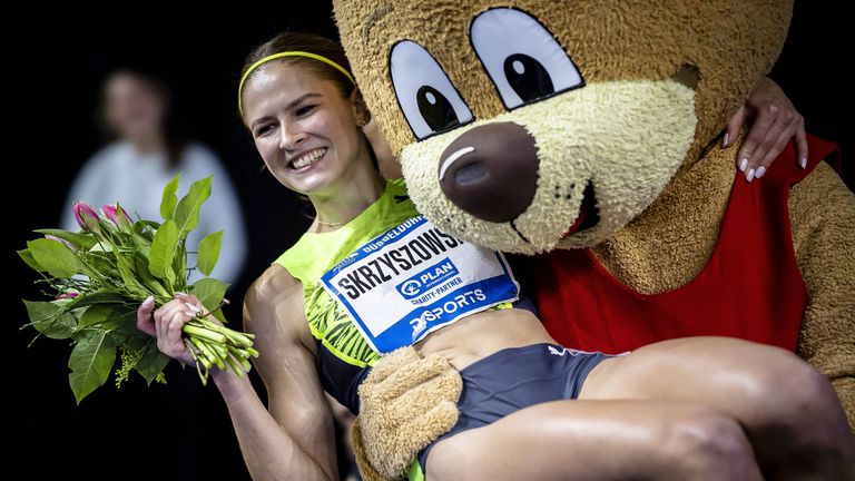 Европейската шамионка на 60 и 100 метра с препятствия Пиа