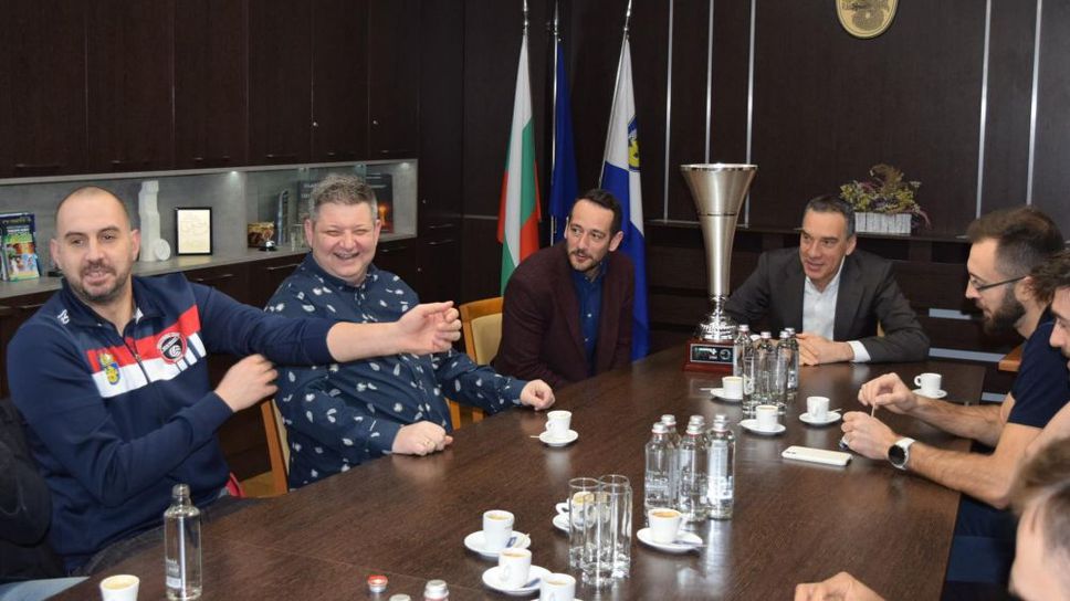 Община Бургас увеличава бюджета за волейбол