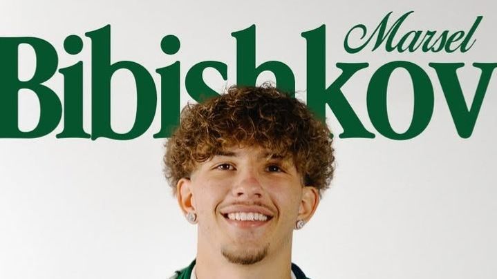 Официално: Марсел Бибишков подписа в Канада
