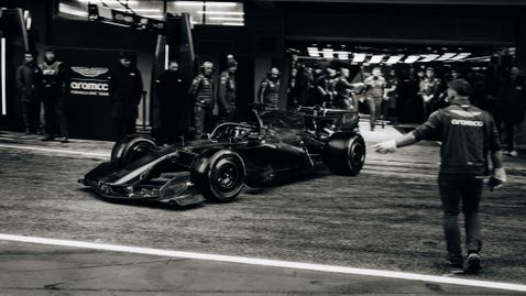 Всичко, с което Астън Мартин трябваше да се справи, за да стигне до Барселона