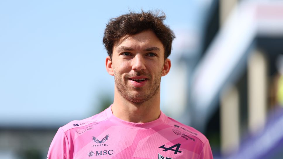 Пилотът на Алпин във Формула 1 Пиер Гасли се присъедини