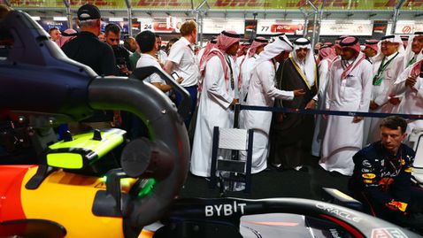  Саудитска Арабия с несполучлив опит да купи Формула 1 