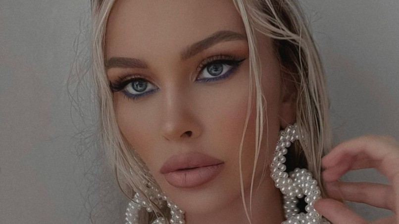 Екс тръпка на Роналдо трупа лайкове с предизвикателни снимки