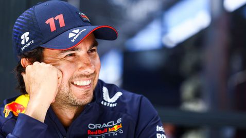  Шумахер: Перес би трябвало да напусне Ред Бул 