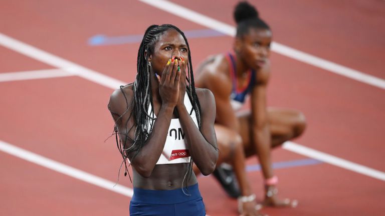 Разочарование в Намибия заради новите правила - сребърната олимпийска медалистка на 200 м Мбома е аут от Световното
