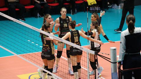  Марица стартира отлично в полуфиналите 