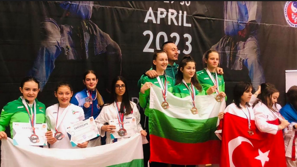 България триумфира на европейското първенство по шотокан карате