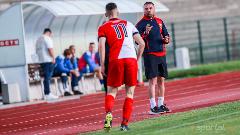 Поредни тревоги за треньорския щаб на Саяна Хасково Шестима футболисти
