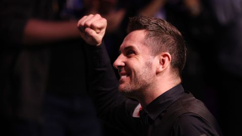  “Крусибъл ” зове: Селби влезе в историята с най-много и редуцира пасива си 