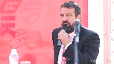 Ники Кънчев се сбогува с Боби Михайлов: Спаси ни много пъти, беше достоен съперник с Левски