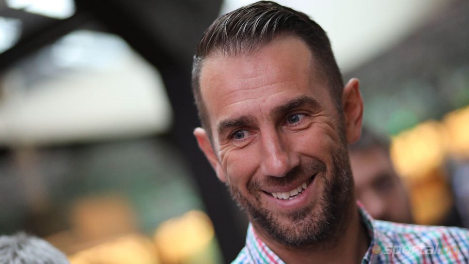 Временният ръководител на школата на ЦСКА Петър Занев е получил