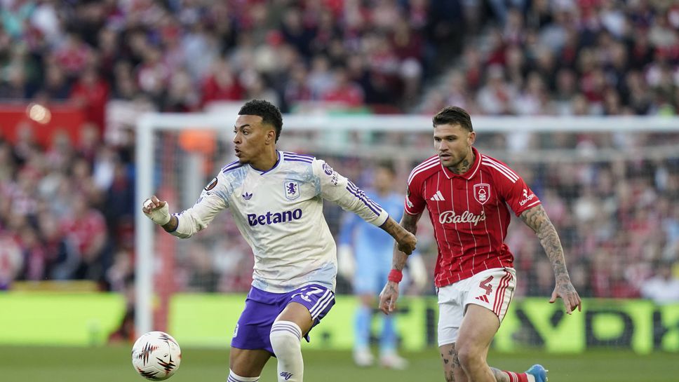 Нотингам Форест 0:0 Астън Вила, начало на мача