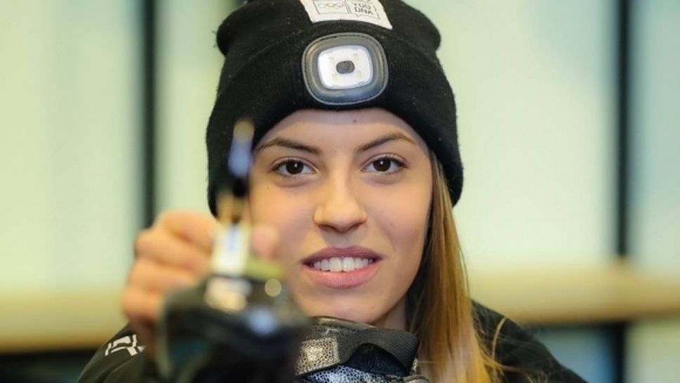 Катрин Маноилова с титлата и на 500 метра на държавното по шорттрек