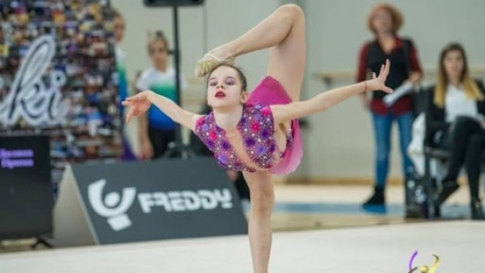 Дара Стоянова първа в многобоя при девойките младша възраст