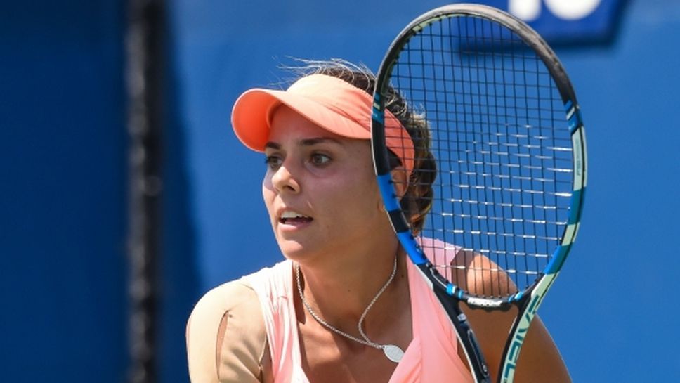Виктория Томова стартира срещу полякиня на турнира на WTA в Лион