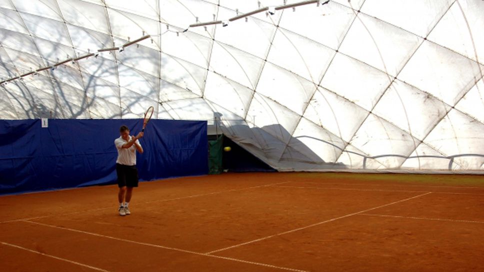 ИТЛ кани любителите на тениса на Четвърти вечерен турнир