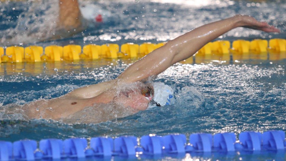 Отмениха плувния турнир в Благоевград заради грипа