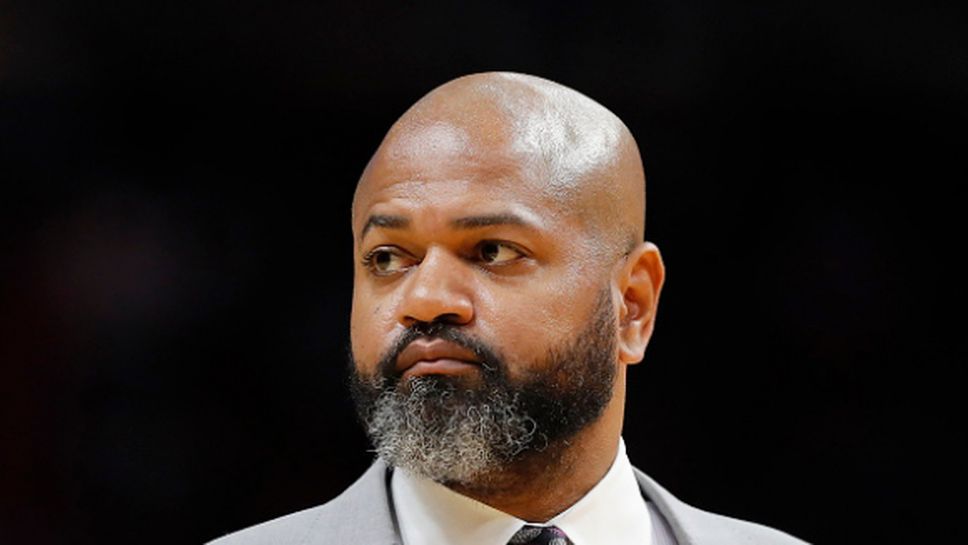 Кливланд удължи договора на Джей Би Бикърстаф