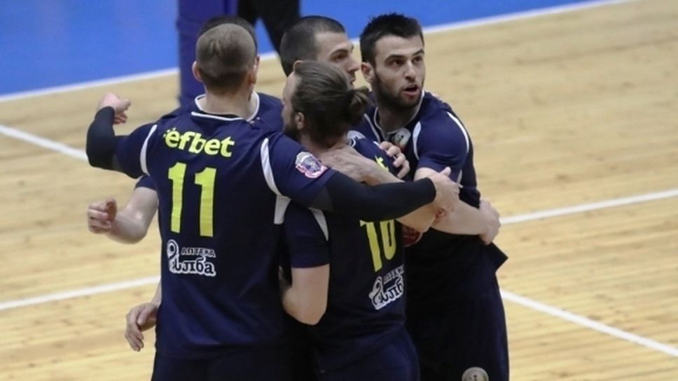 Монтана запазва чужденците си засега