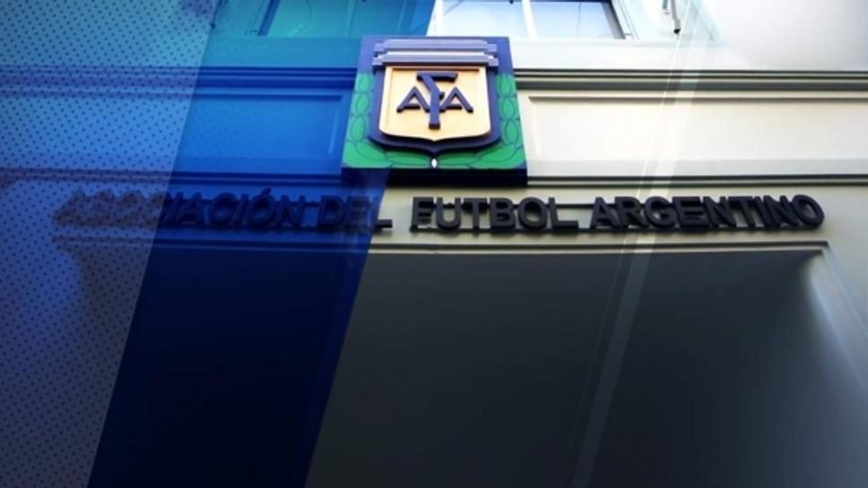 Аржентина спря всички футболни турнири заради коронавируса