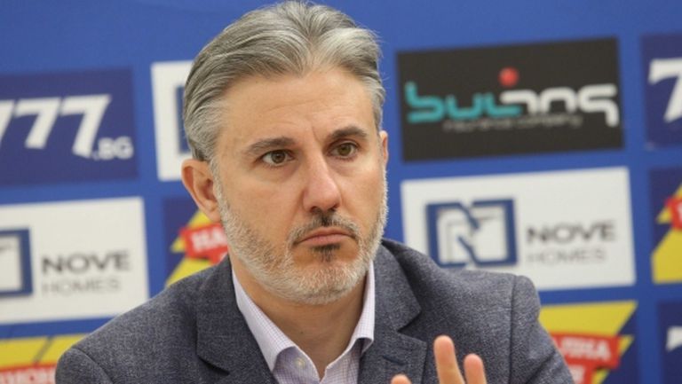 Колев: Нямаме пари за заплати, но е цинично да се иска компенсация от БФС