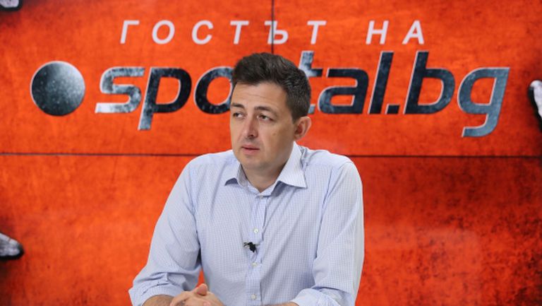 Бивш директор в Левски посочи път за излизане от кризата на "сини" и "червени"