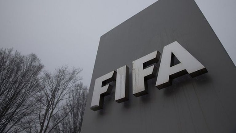 ФИФА има решение на казуса с договорите, които трябва да изтекат преди края на сезона