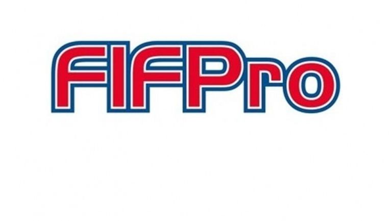 FIFPro: Обезпокоени сме от едностранното намаляване на заплатите