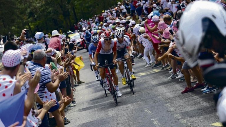 "Тур дьо Франс" може да се проведе без зрители, колоездачите против