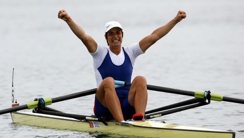 Руми Нейкова пред Sportal.bg: Стойте си вкъщи! Слушайте генерала