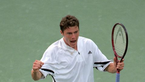 20 години по-късно Марат Сафин отново "вдигна" трофея на US Open