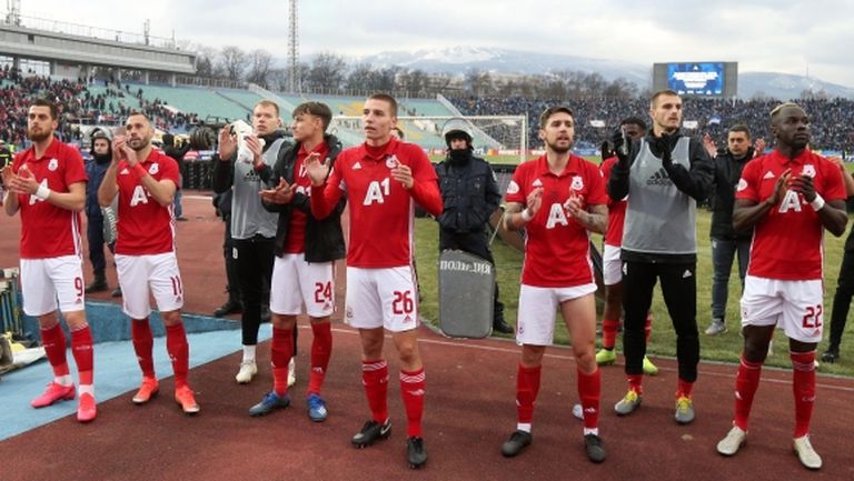 ЦСКА-София: Подкрепяме напълно Бойко Борисов! Трябва да бъдат глобени клубовете, които тренират