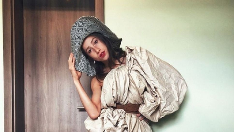 Да твориш тоалети с кърпи, одеала и чаршафи