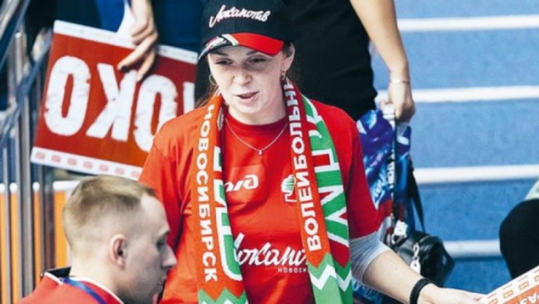 Фенка №1 на Локомотив (Новосибирск): Не мога без волейбол