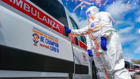 Световни шампиони от 2006 г. дариха линейки за борбата с коронавируса