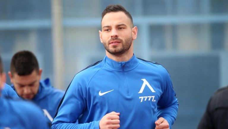 Треньор на Бейл подготвя Симеон Славчев