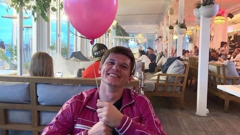 Аршавин стиска палци Бундеслигата да рестартира