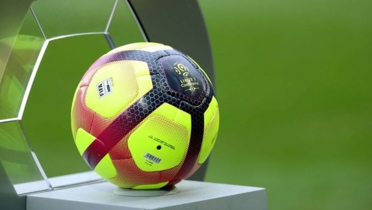 Френската футболна лига ще проведе благотворителен търг