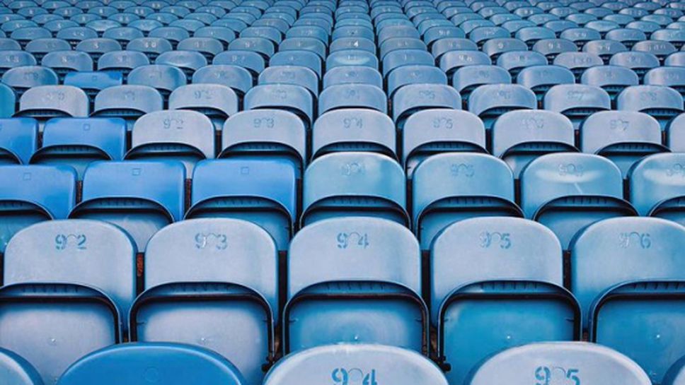 УЕФА няма да настоява за въвеждане на формат "пролет-есен"