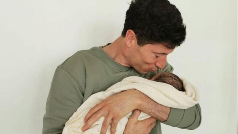 Второ бебе проплака в семейството на Левандовски
