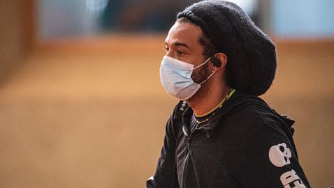 Магическо изпълнение, но няма кой да го аплодира (видео)