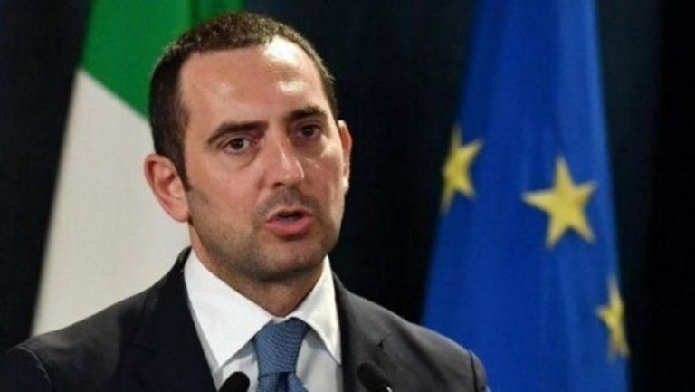 Спортният министър на Италия: Новините около заразените играчи не са особено добри