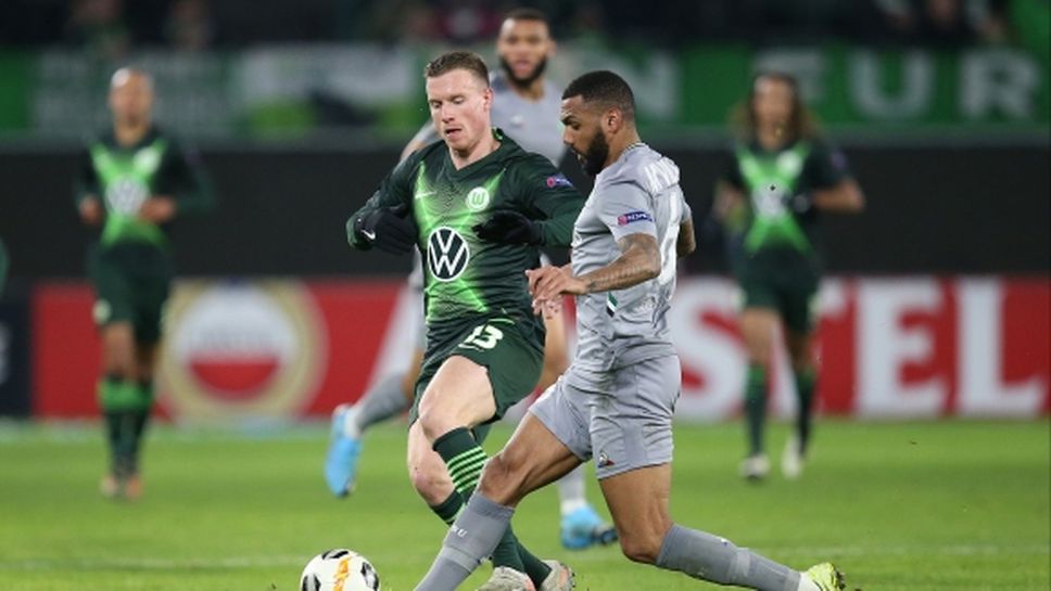 Халф на Волфсбург получи тежка травма на лицето по време на тренировка