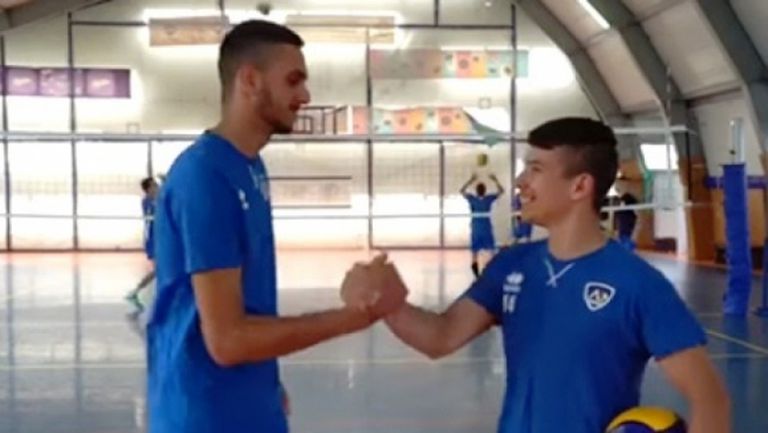 Младите волейболисти на Левски за отбора и новия сезон (видео)